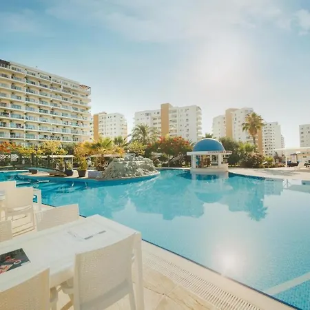 Apartment 1-bedroom Pool View Amelius In Caesar